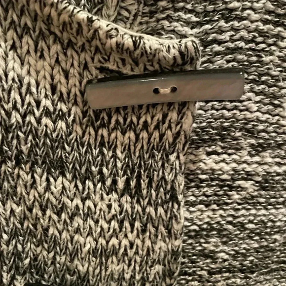 Willow Wool Art to Wear Sweater Artsy Abalone Toggle Style Buttons Women's S - Picture 4 of 8